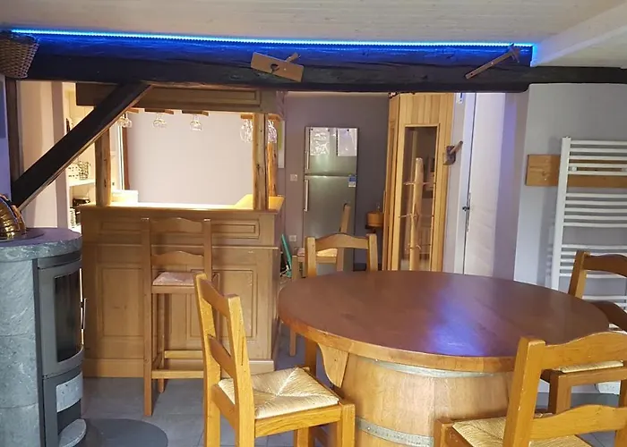 Chalet Spa Sauna Hammam La Jonquille Alpesi faház